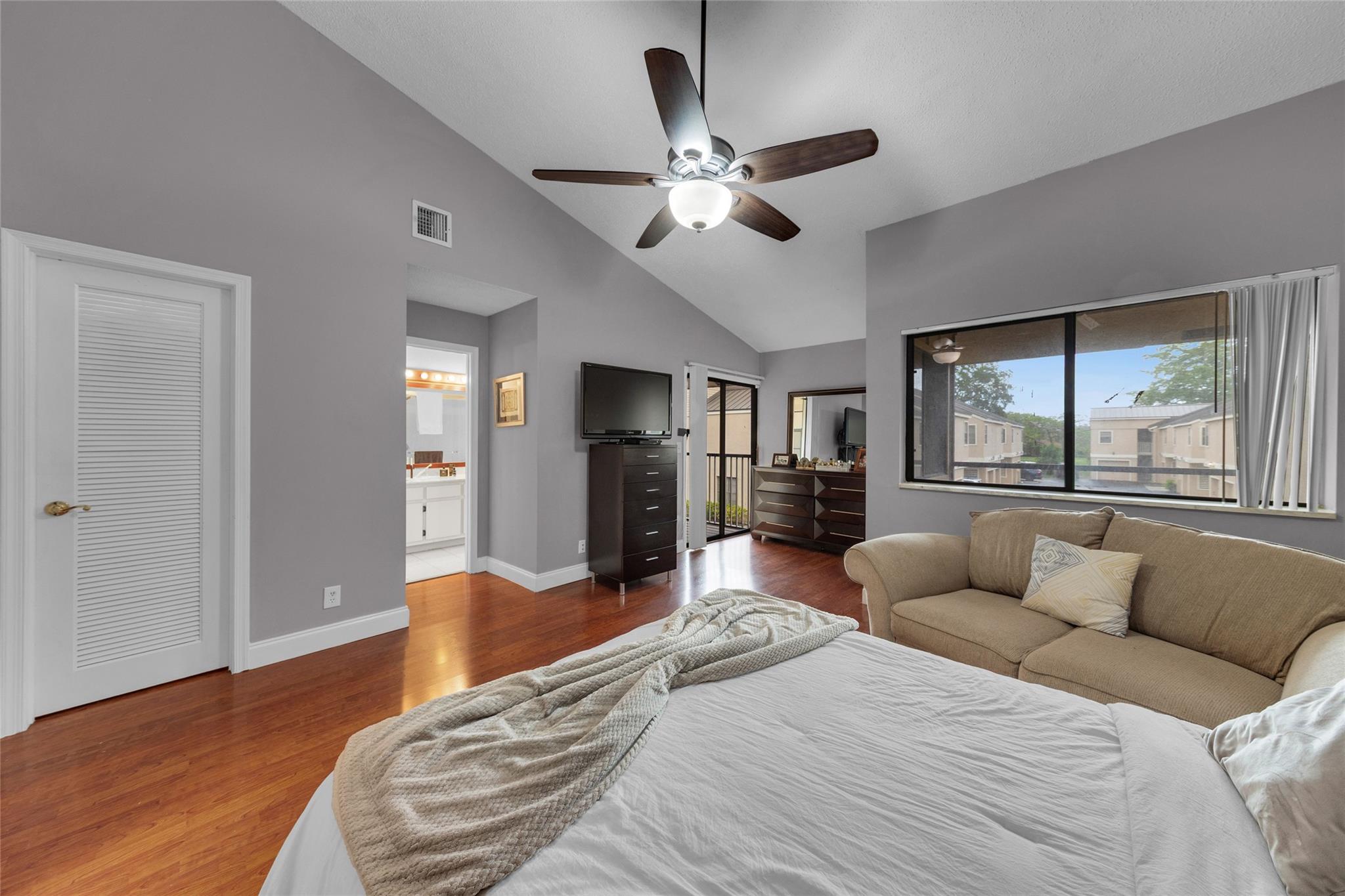 CYPRESS RUN TOWNHOMES - Residential