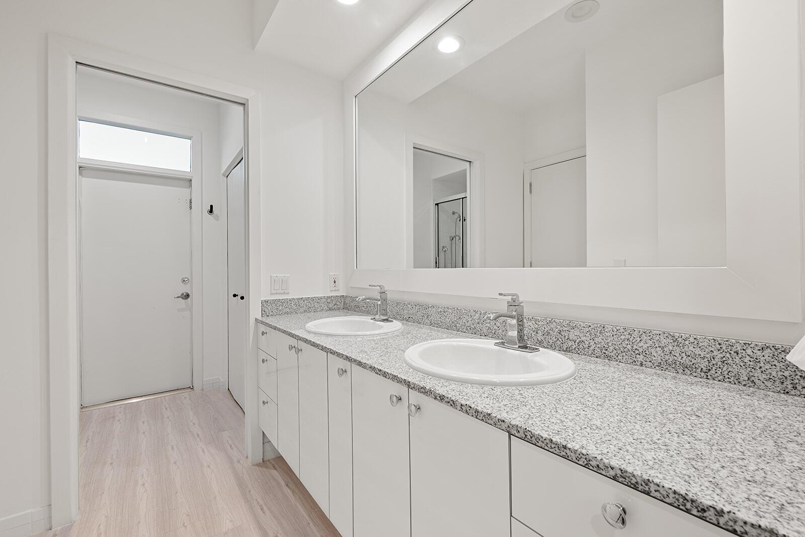 ST ANDREWS COUNTRY CLUB 5 - Residential