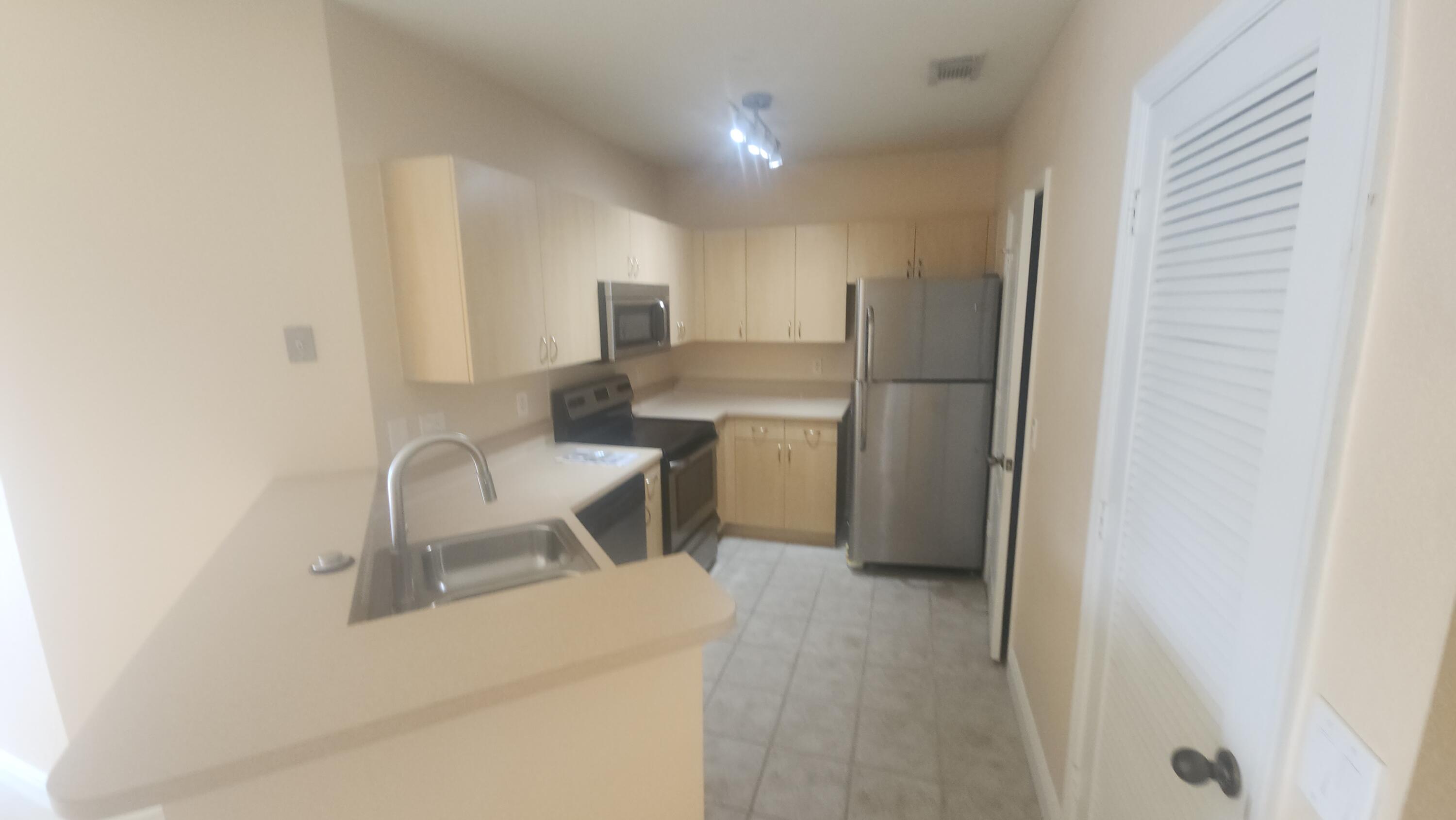 RESIDENCES OF BELMONT AT BOYNTON BEACH CONDO - Residential