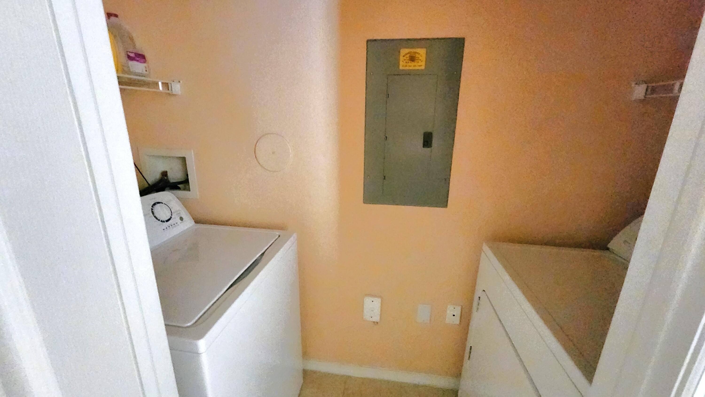 RESIDENCES OF BELMONT AT BOYNTON BEACH CONDO - Residential