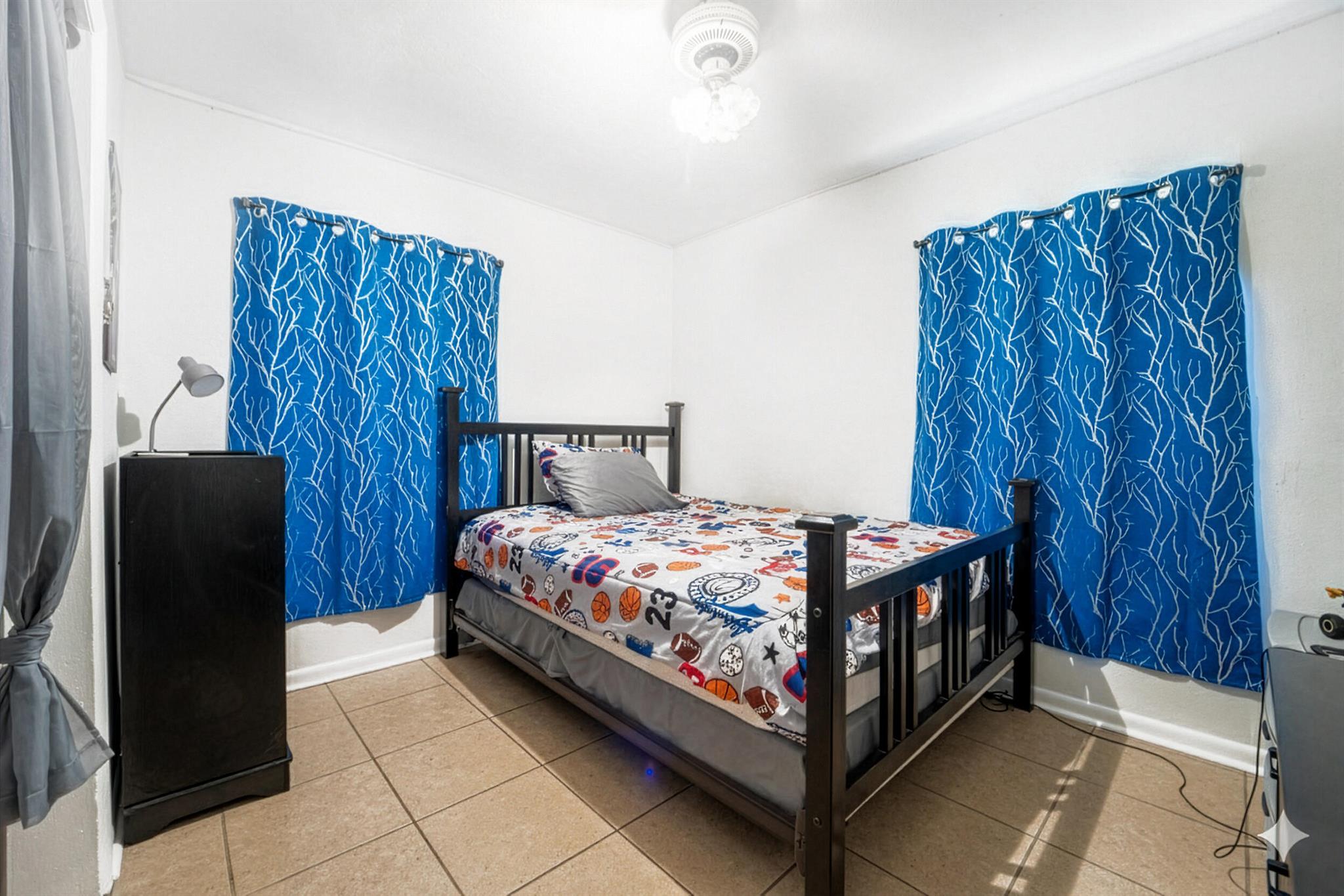 OKEECHOBEE PARK - Residential