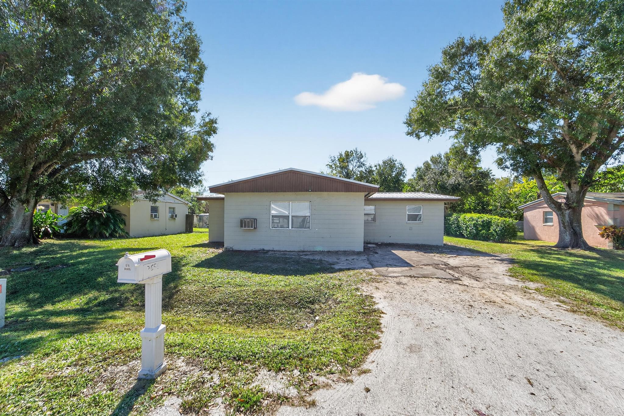 OKEECHOBEE PARK - Residential