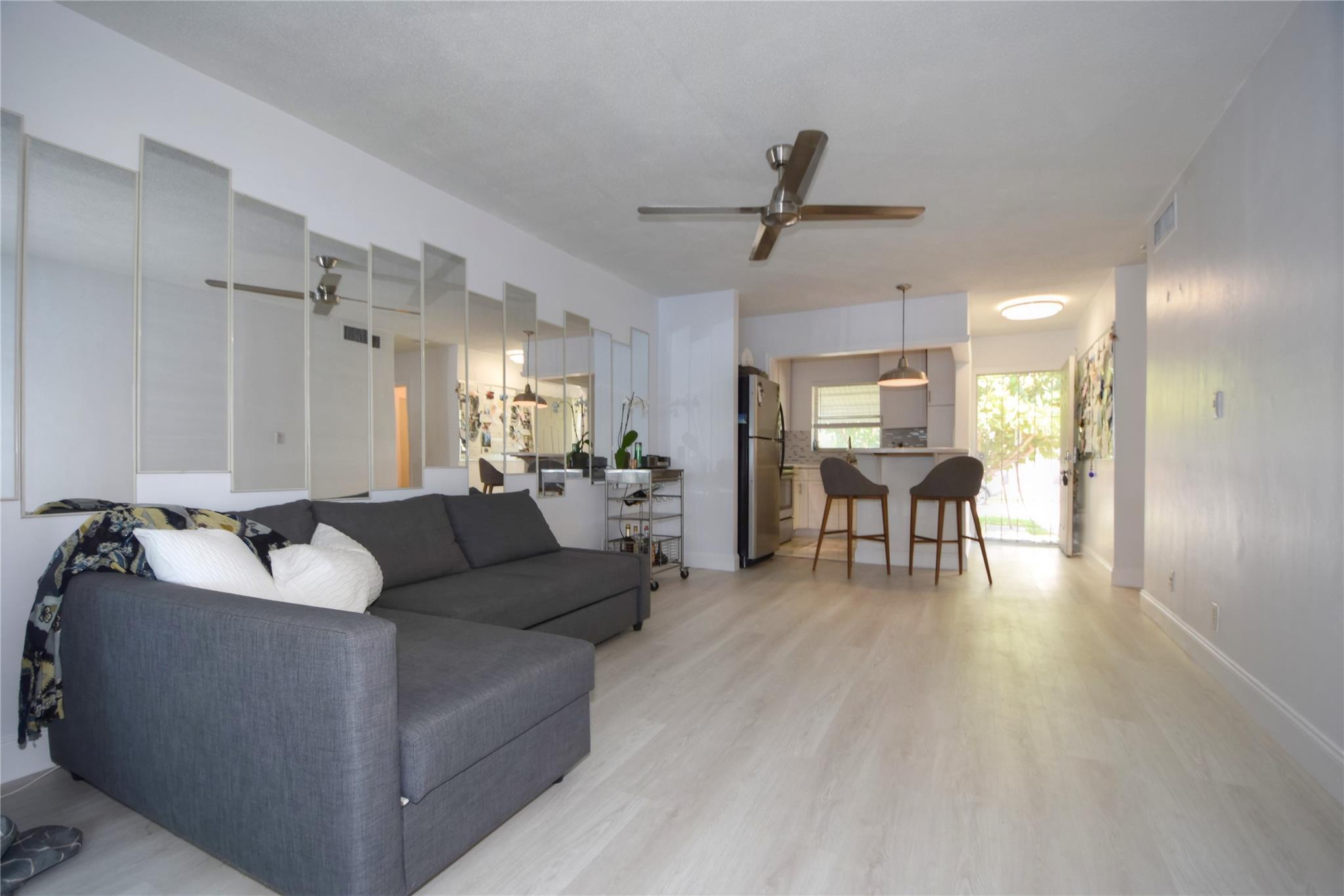 TAMARAC LAKES - Residential