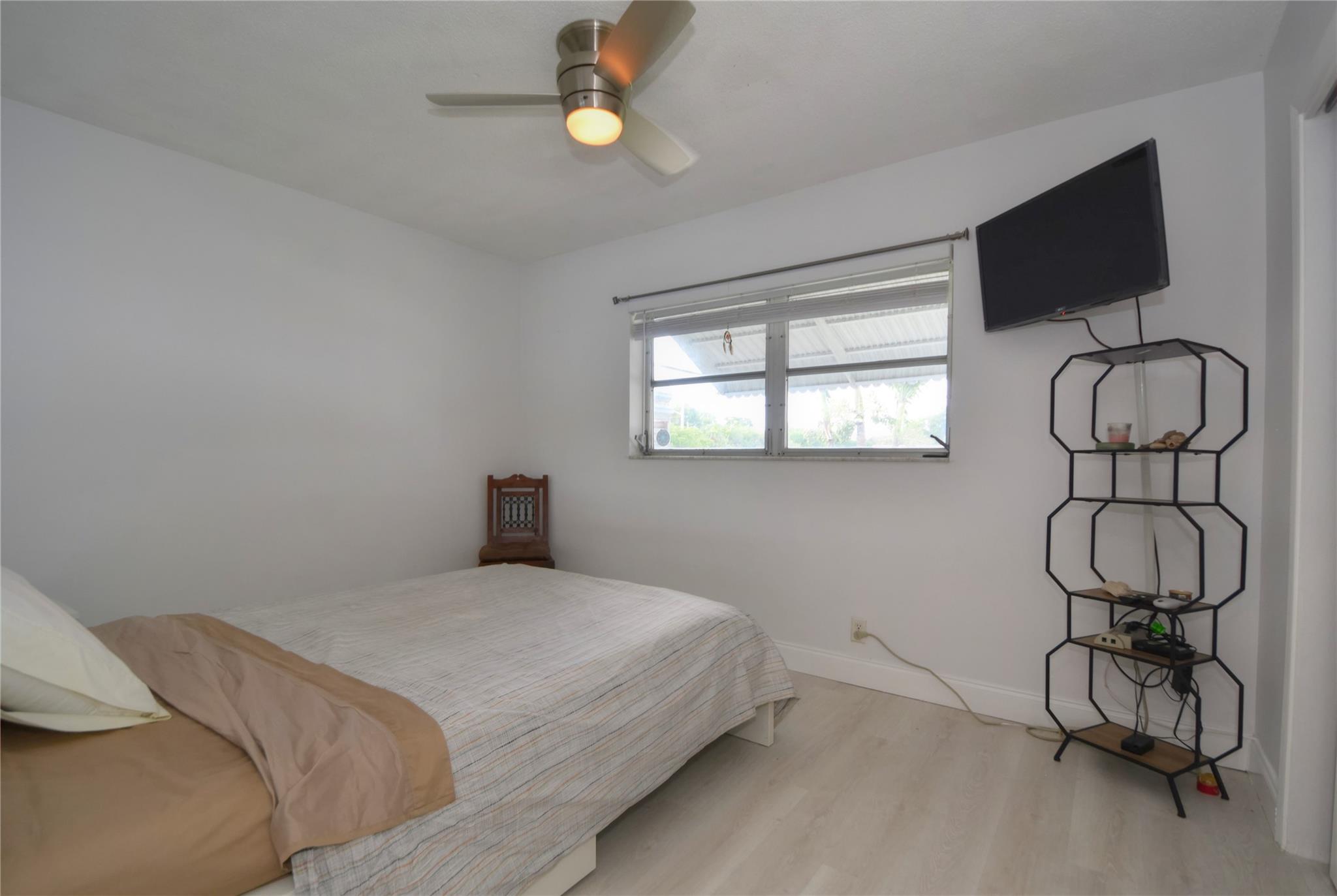 TAMARAC LAKES - Residential