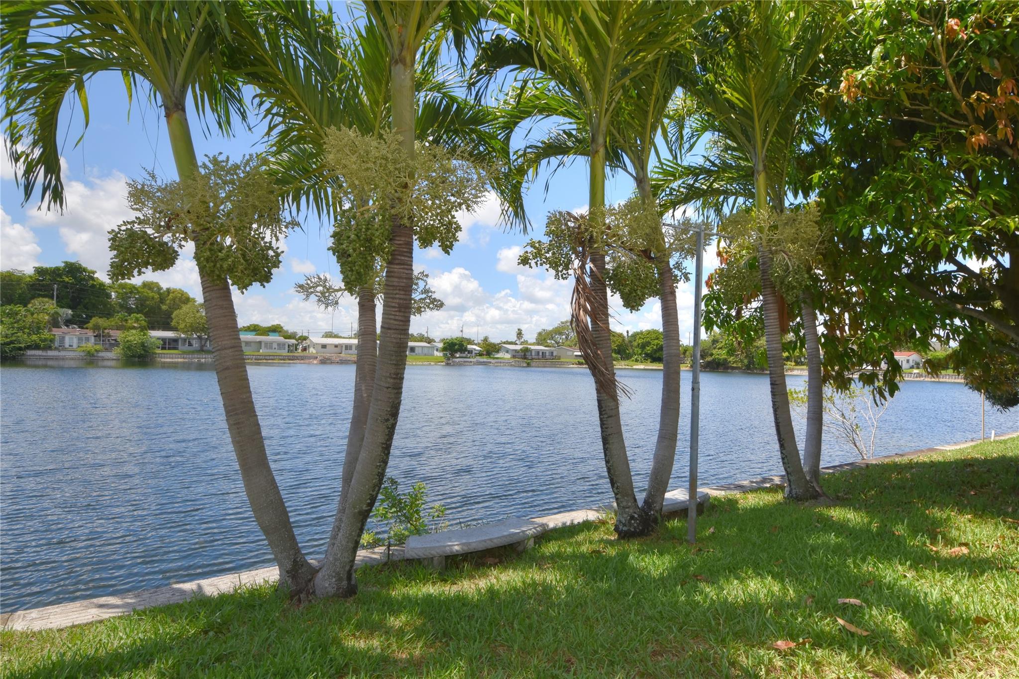 TAMARAC LAKES - Residential