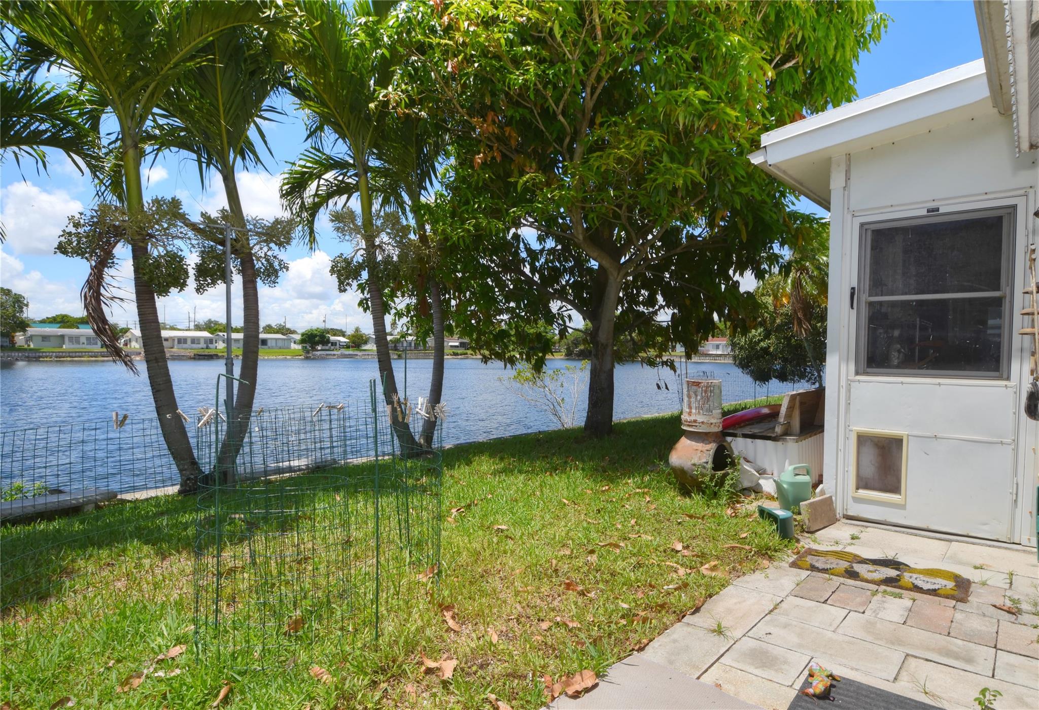 TAMARAC LAKES - Residential