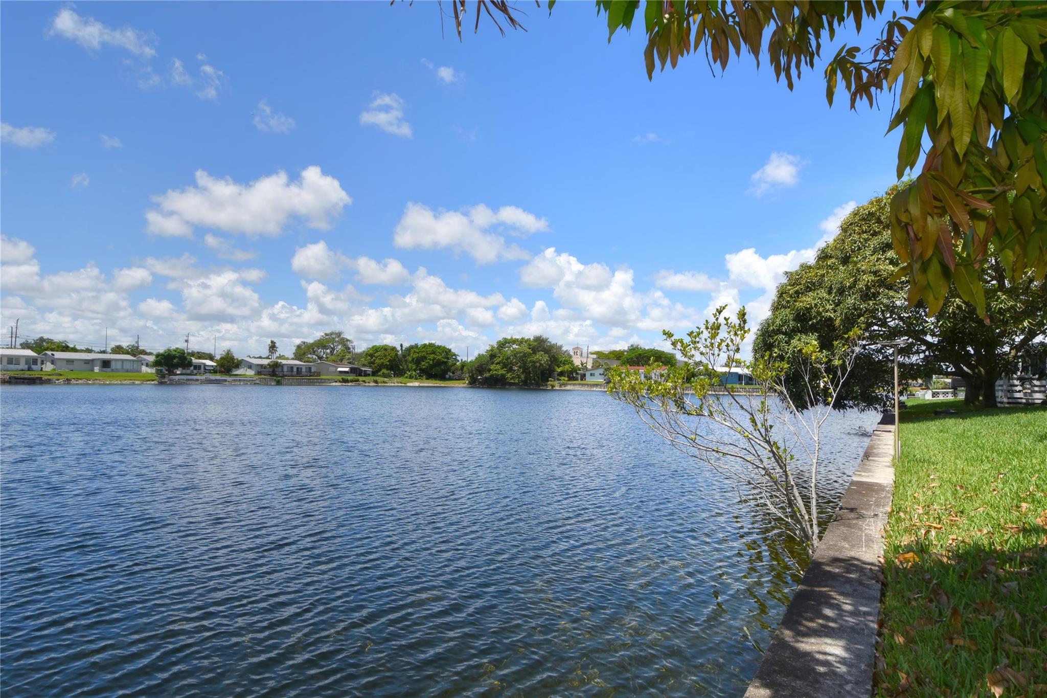 TAMARAC LAKES - Residential