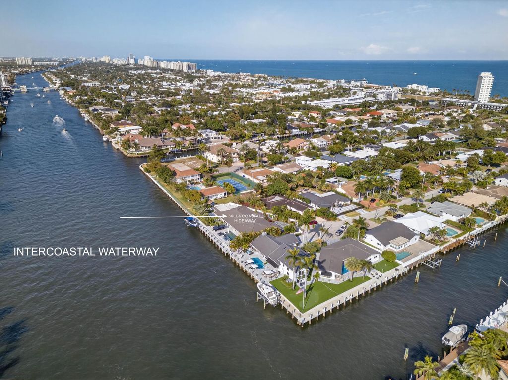 Photo of 3109 NE 42nd Court, Fort Lauderdale, FL 33308 (MLS # B26019402)