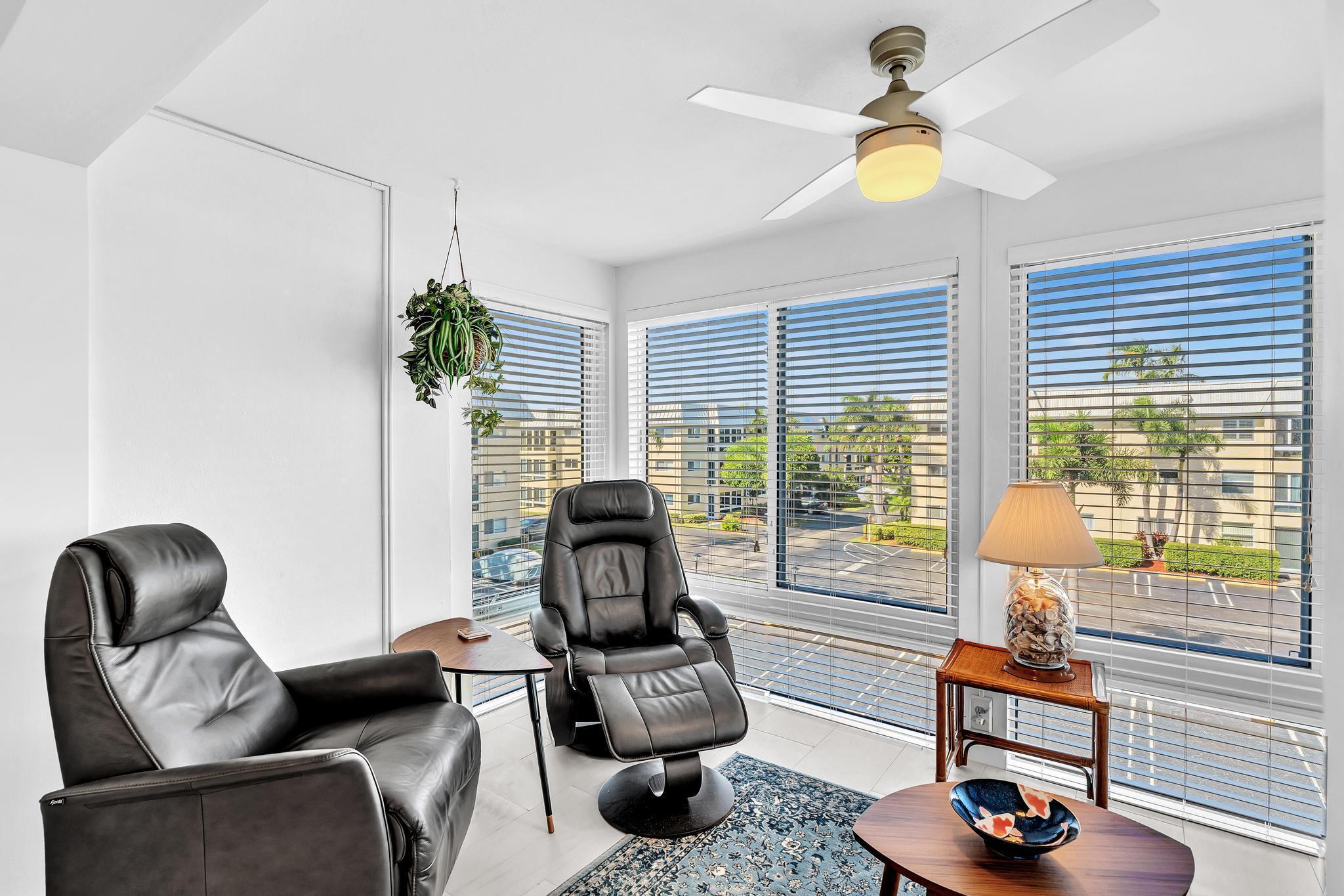 COLONIAL CLUB CONDO SEC 2 - Residential