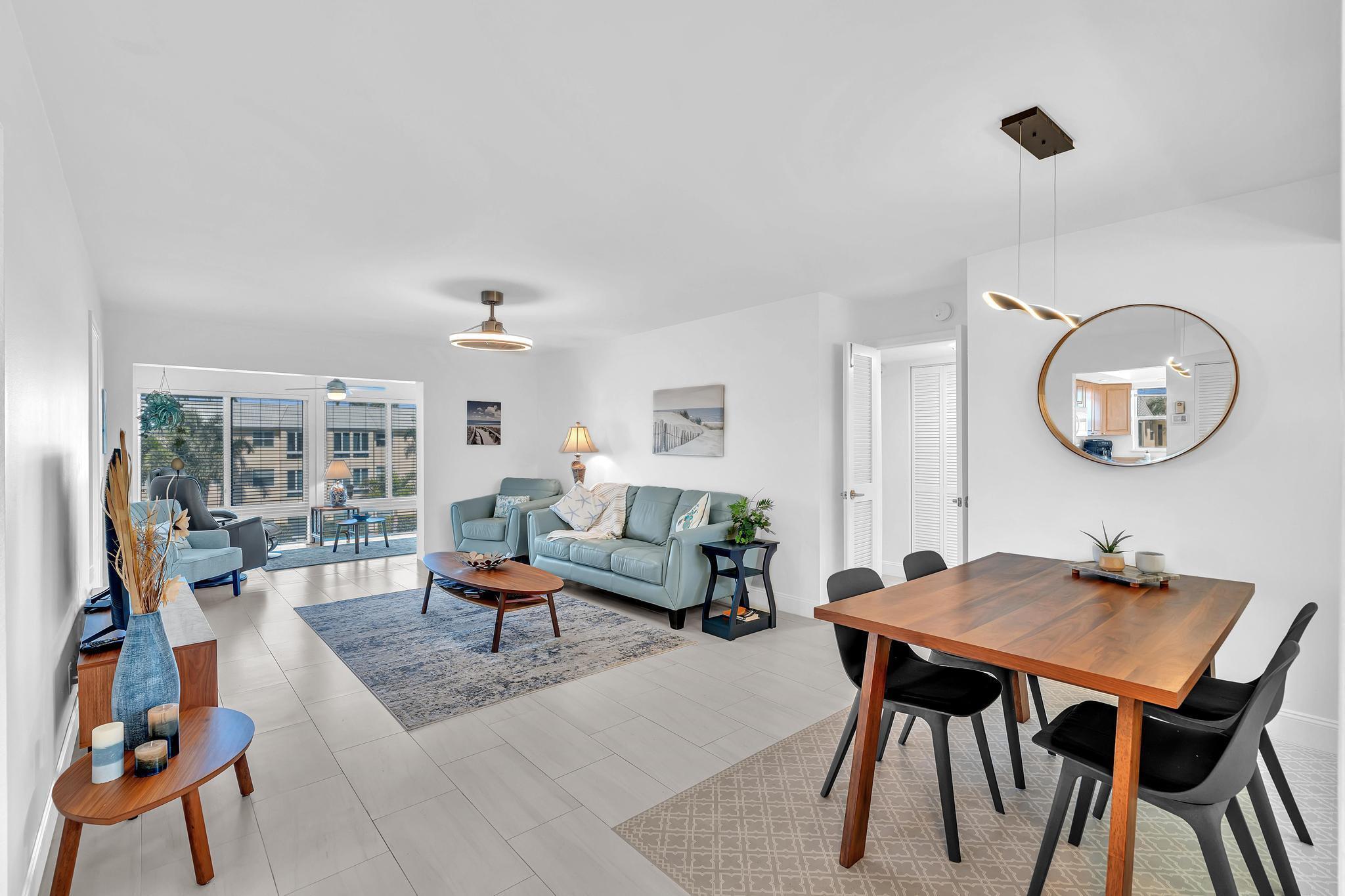 COLONIAL CLUB CONDO SEC 2 - Residential