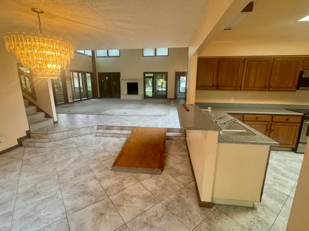 MONTE CARLO COUNTRY CLUB UNIT 1 - Residential