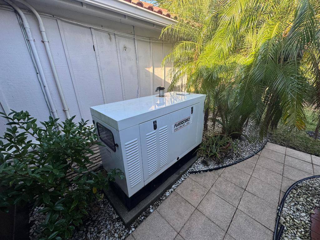 MONTE CARLO COUNTRY CLUB UNIT 1 - Residential