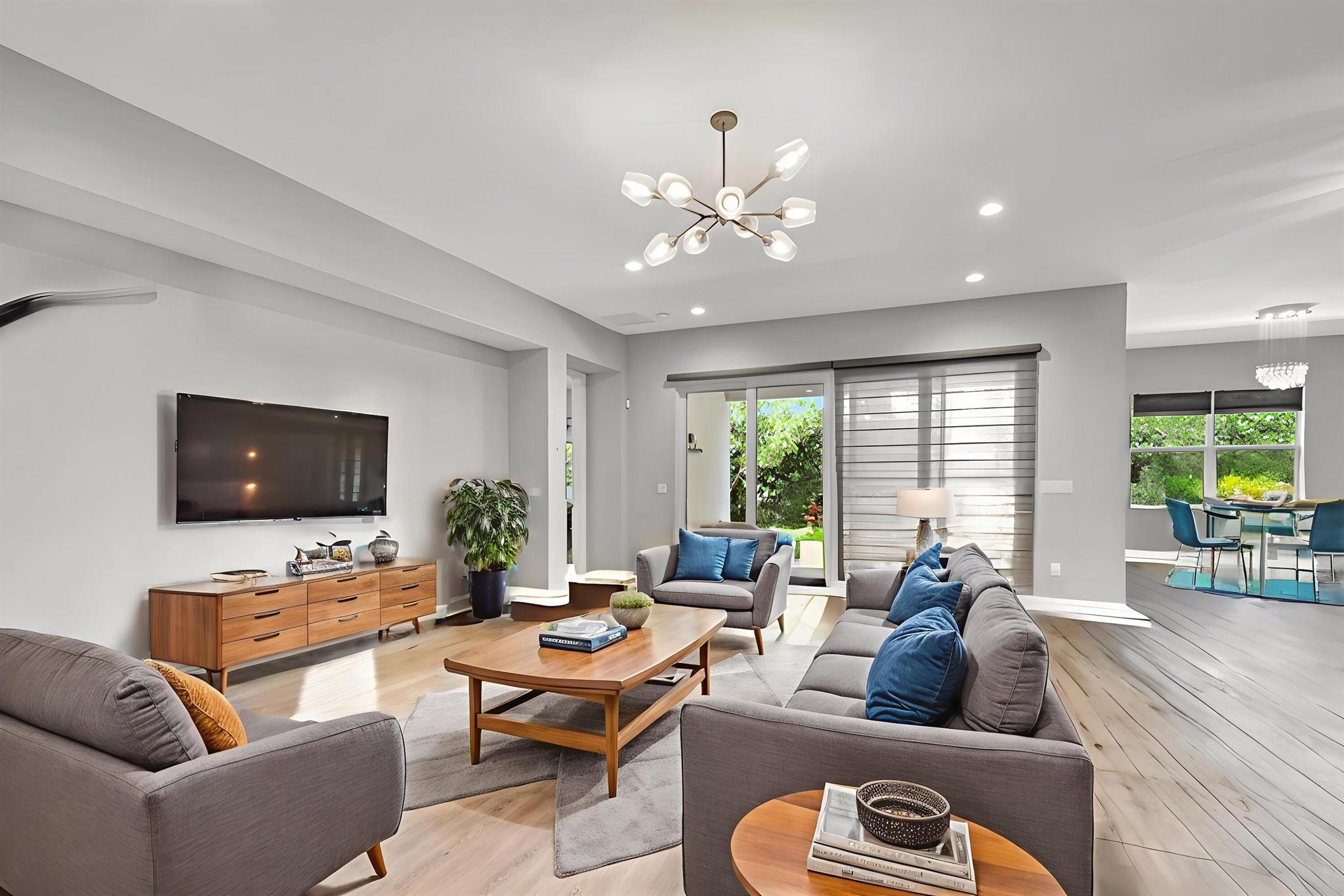 ANDALUCIA - Residential Lease