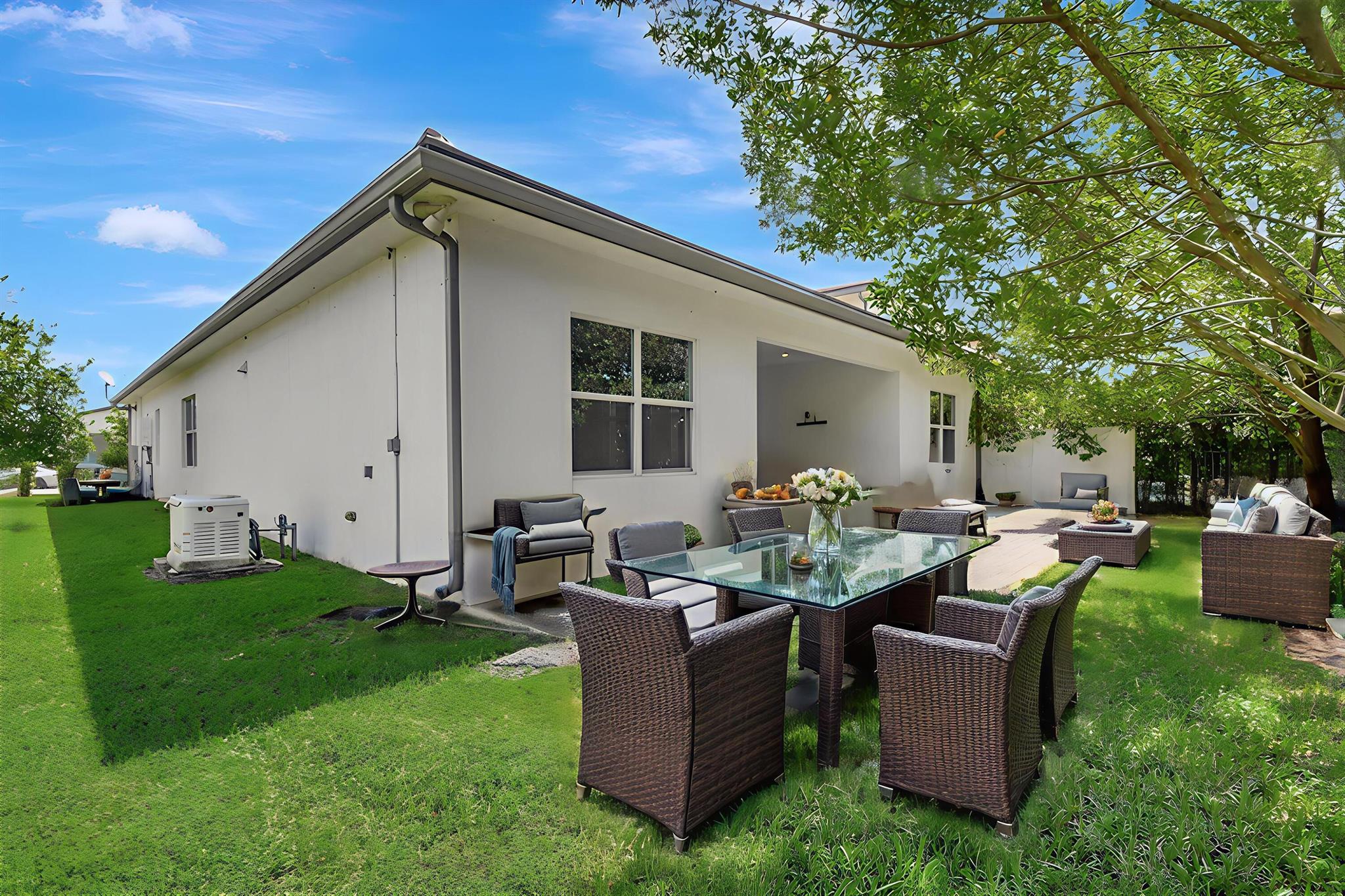 ANDALUCIA - Residential Lease