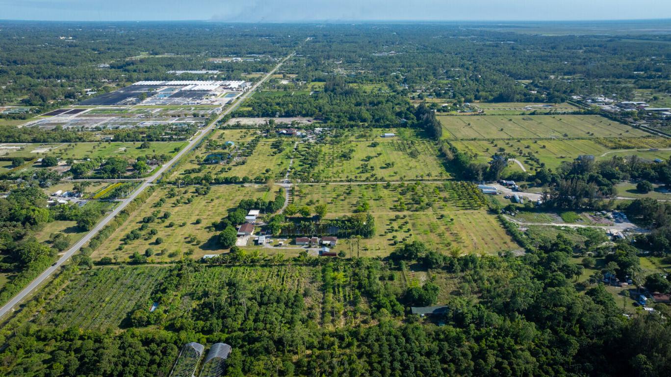 LOXAHATCHEE GROVES - Land