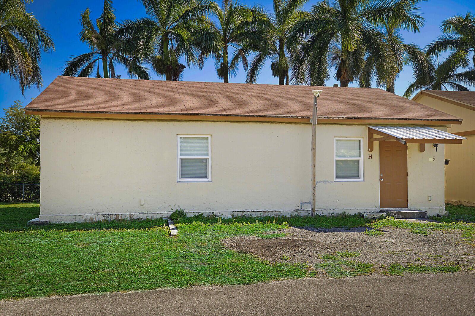 LOXAHATCHEE GROVES - Land