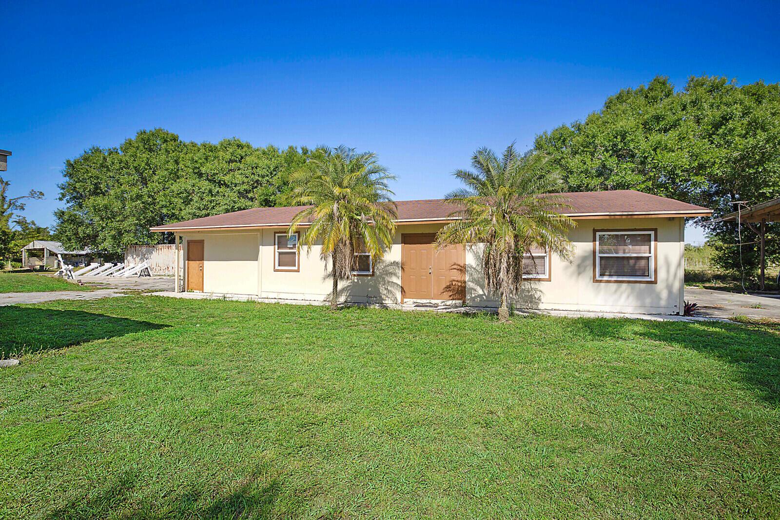 LOXAHATCHEE GROVES - Land