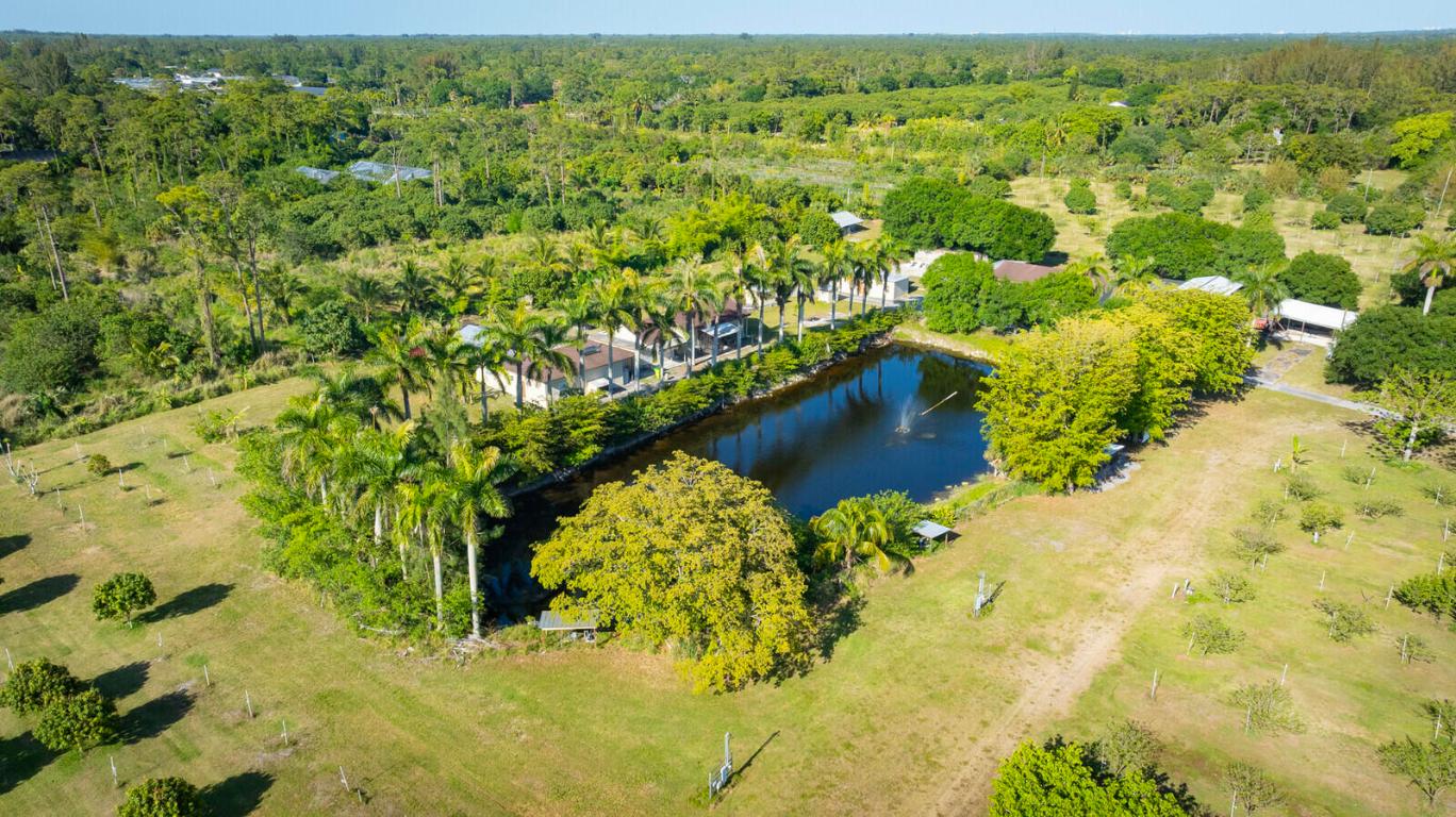 LOXAHATCHEE GROVES - Land