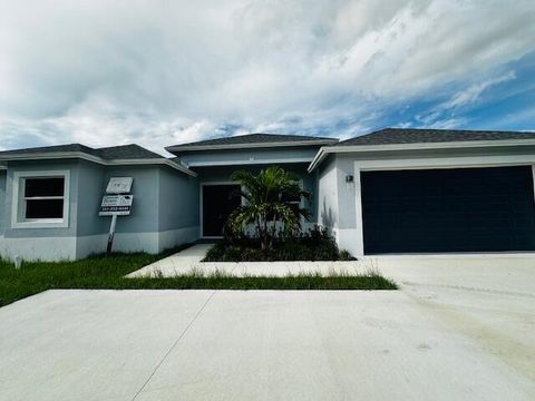 A home in Port St Lucie