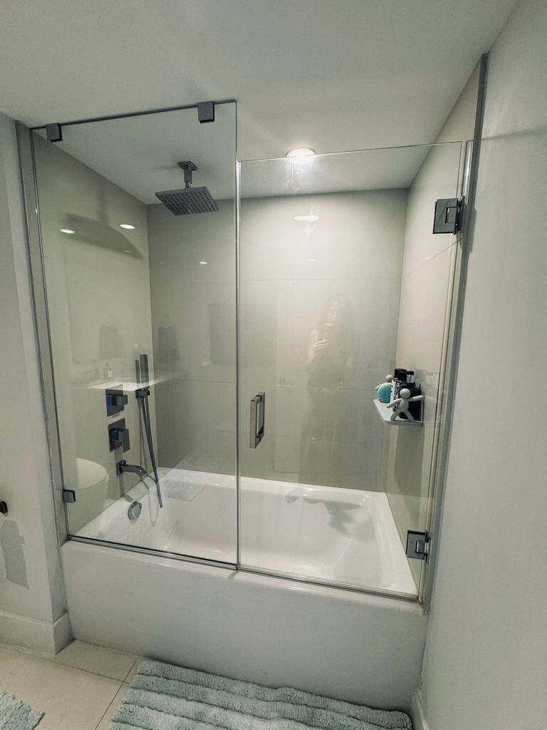 THE PALMS CONDO - Residential Lease