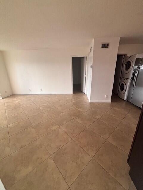 CHARTER CLUB OF PALM BEAC - Residential Lease