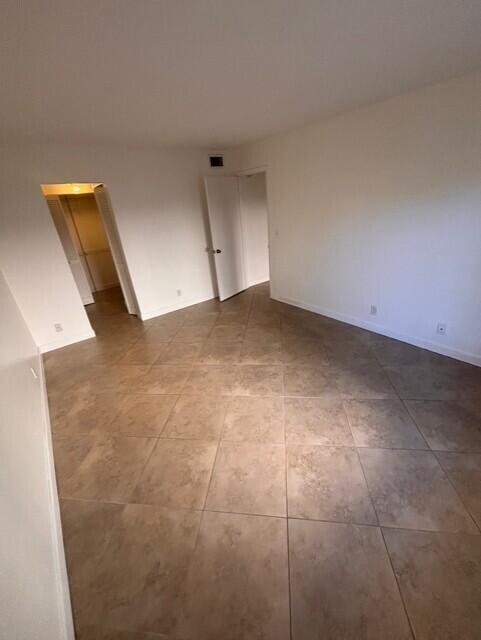 CHARTER CLUB OF PALM BEAC - Residential Lease