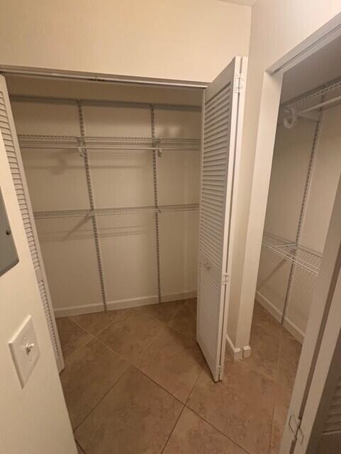 CHARTER CLUB OF PALM BEAC - Residential Lease