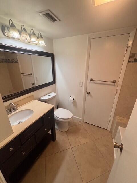 CHARTER CLUB OF PALM BEAC - Residential Lease