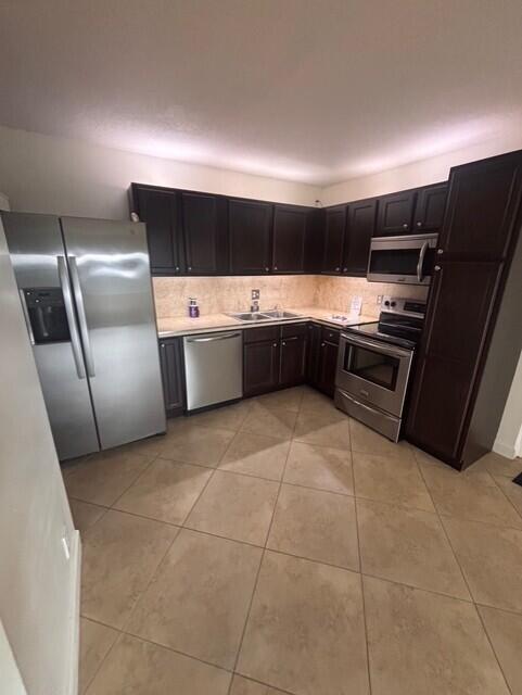 CHARTER CLUB OF PALM BEAC - Residential Lease