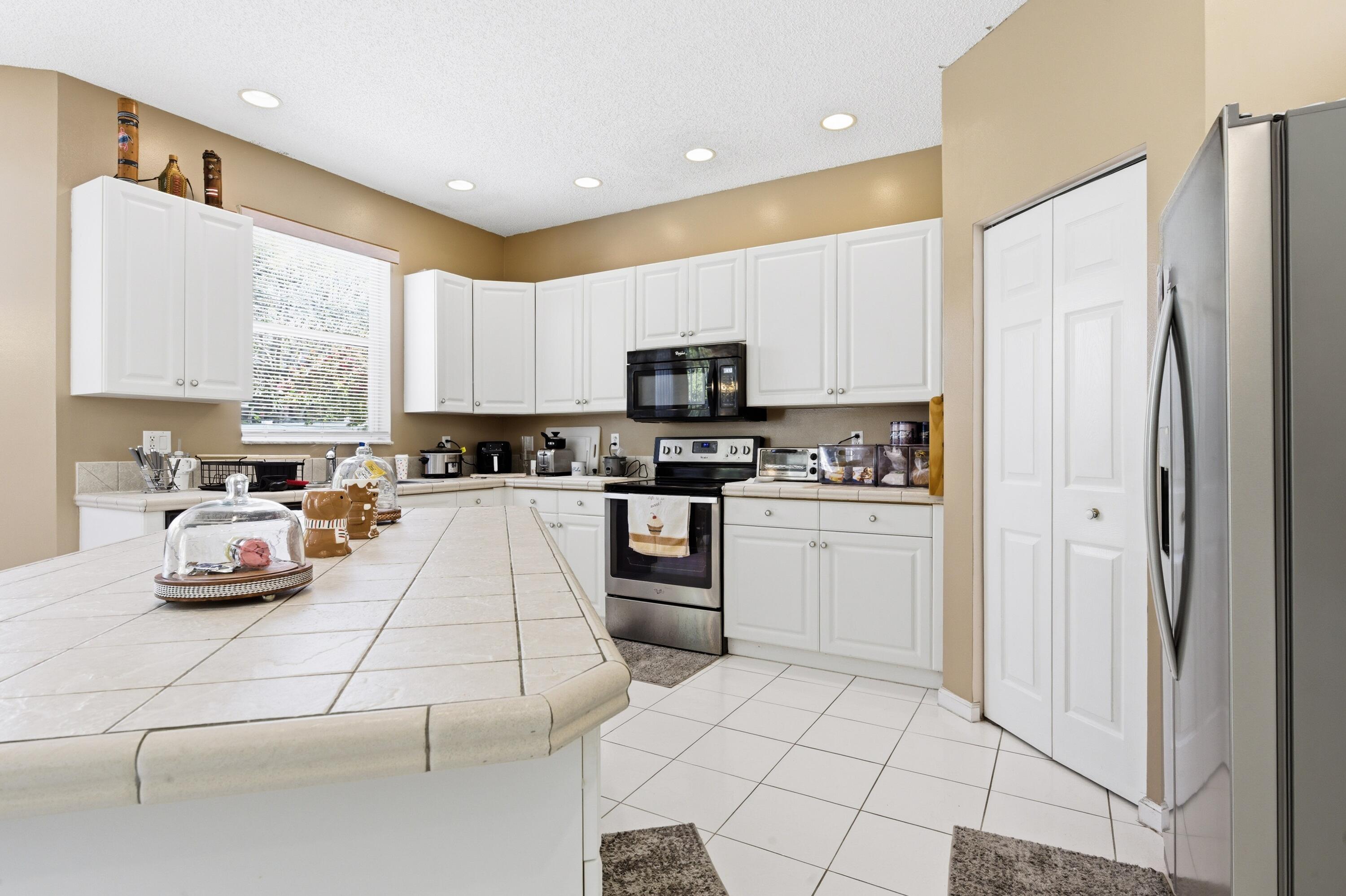 MADISON GREEN 1 PARS F, G AND I - Residential