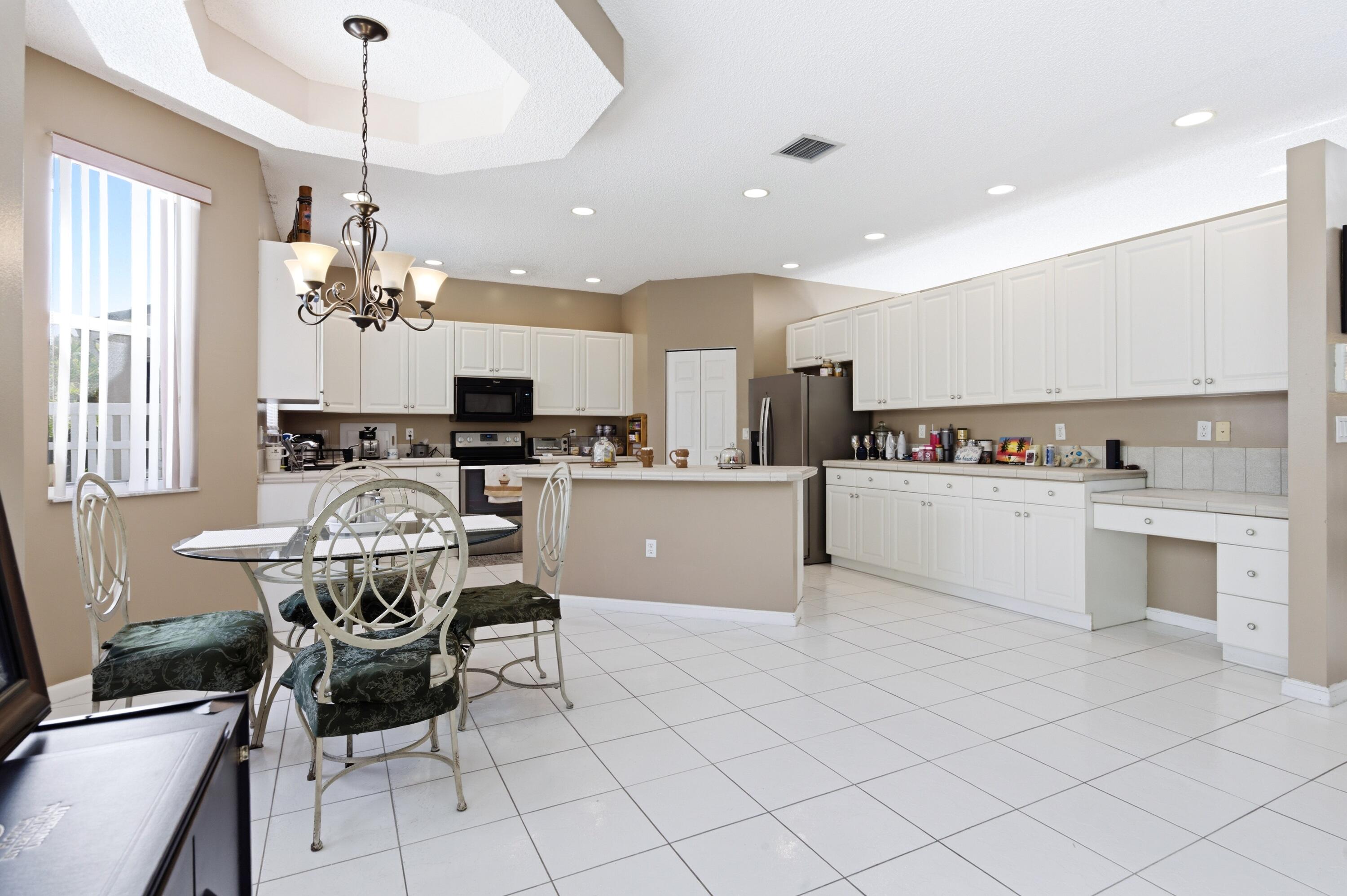 MADISON GREEN 1 PARS F, G AND I - Residential