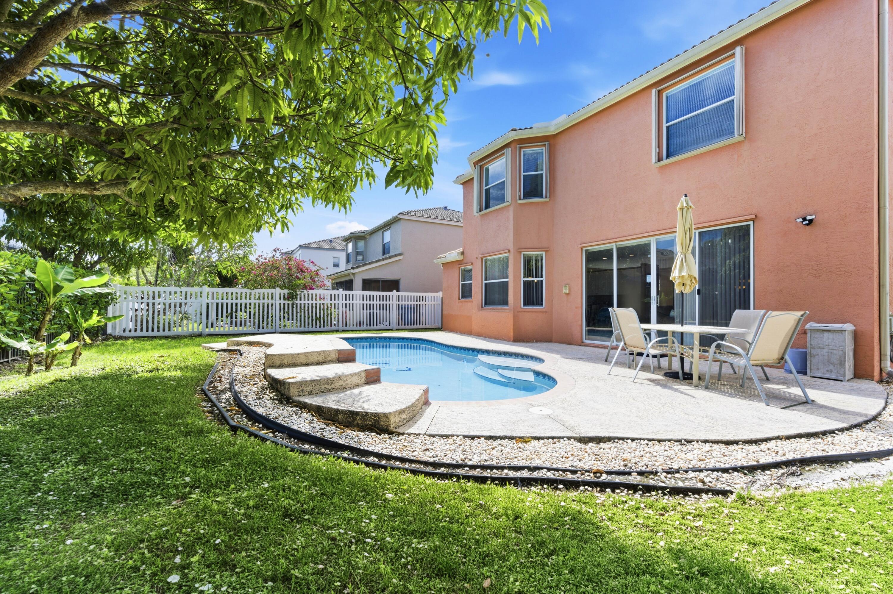 MADISON GREEN 1 PARS F, G AND I - Residential