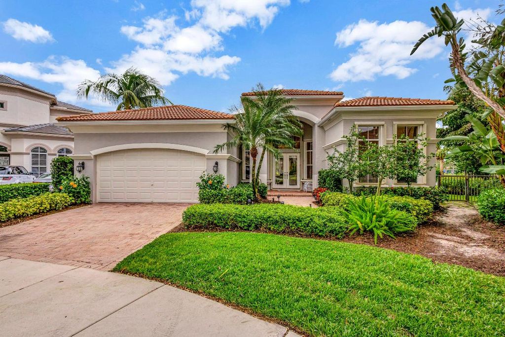 Photo of 511 Via Toledo, Palm Beach Gardens, FL 33418 (MLS # R10955156)