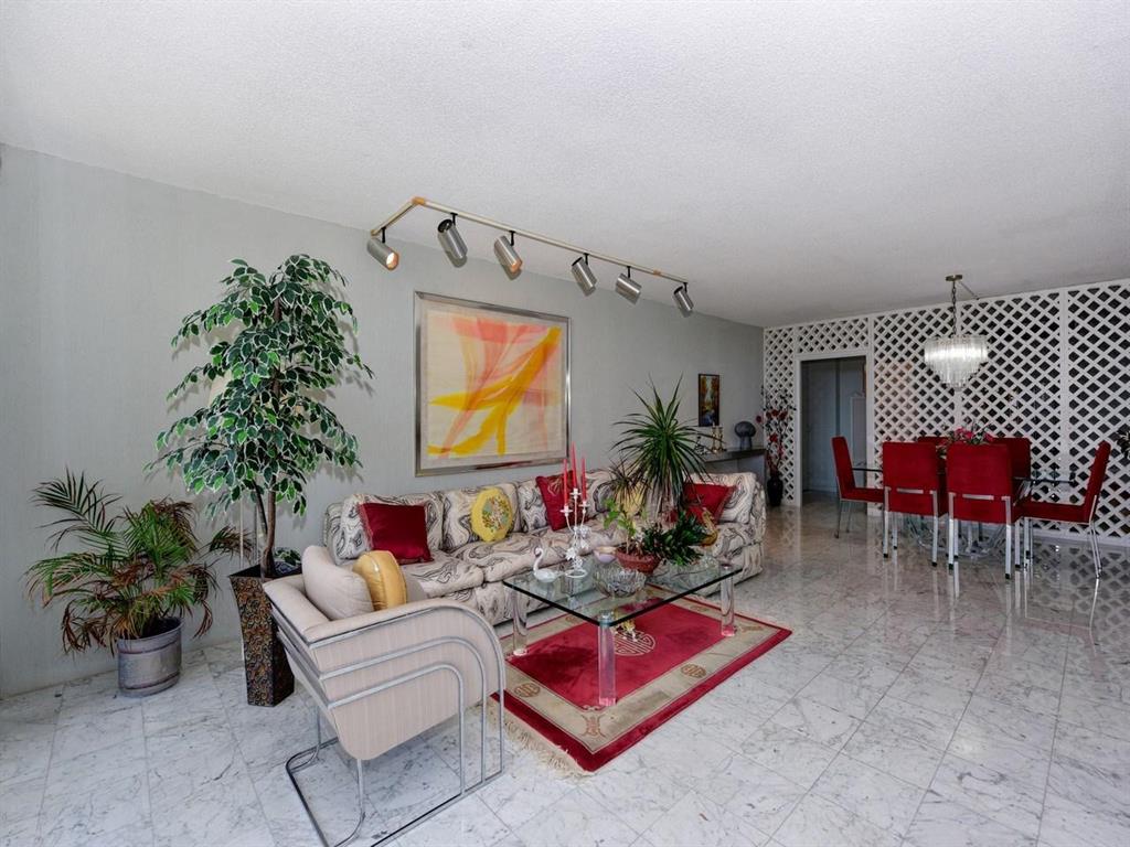 PATRICIAN OF PALM BEACH CONDO - Residential