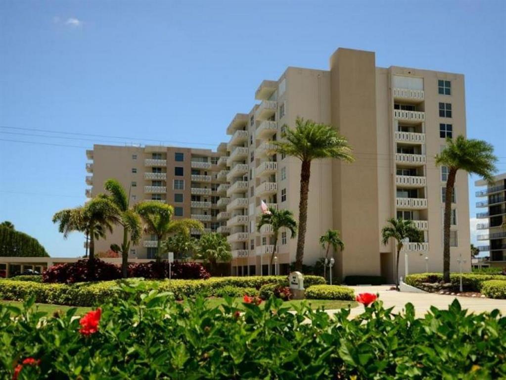 PATRICIAN OF PALM BEACH CONDO - Residential