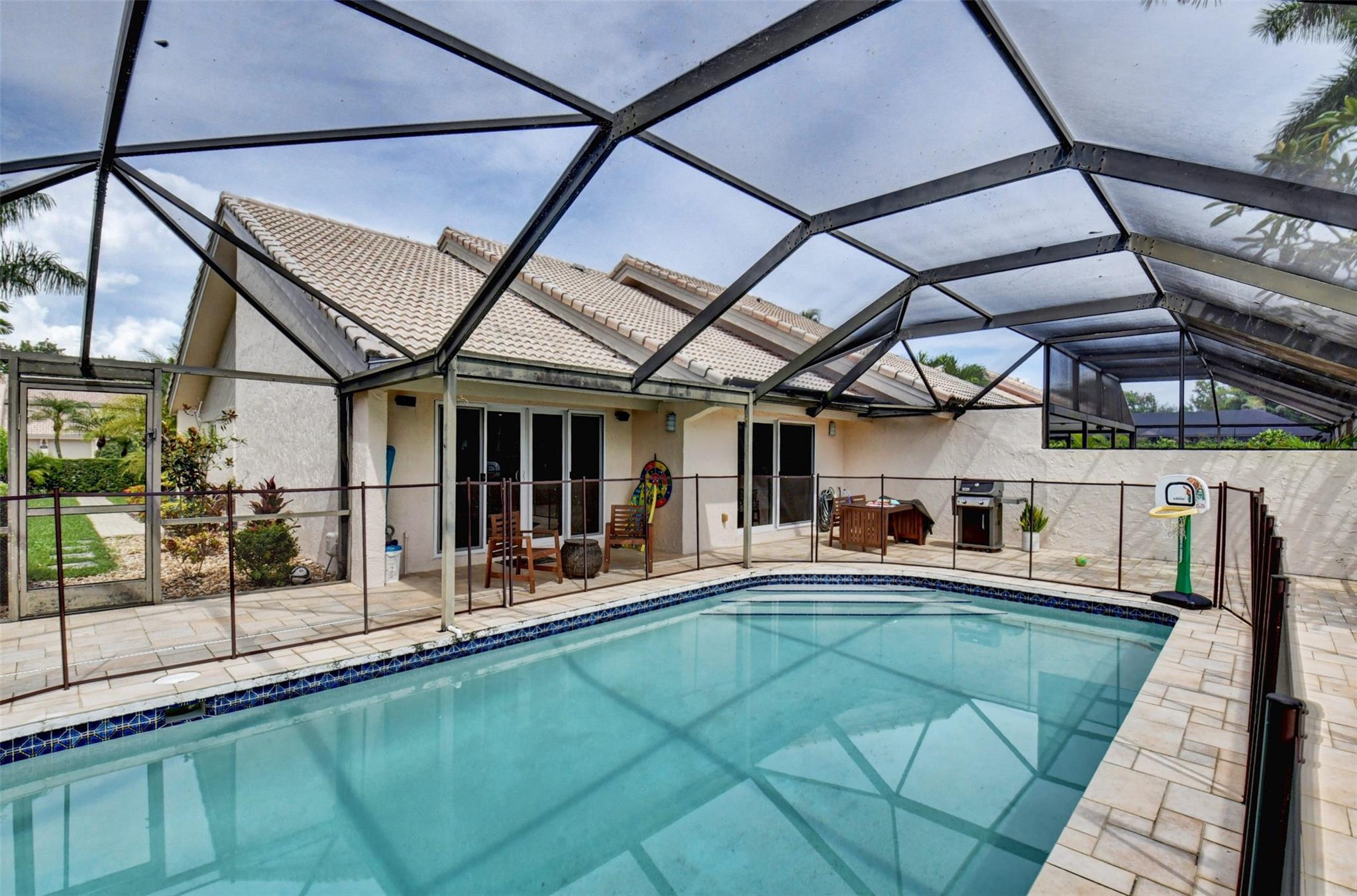 Villa San Remo - Residential