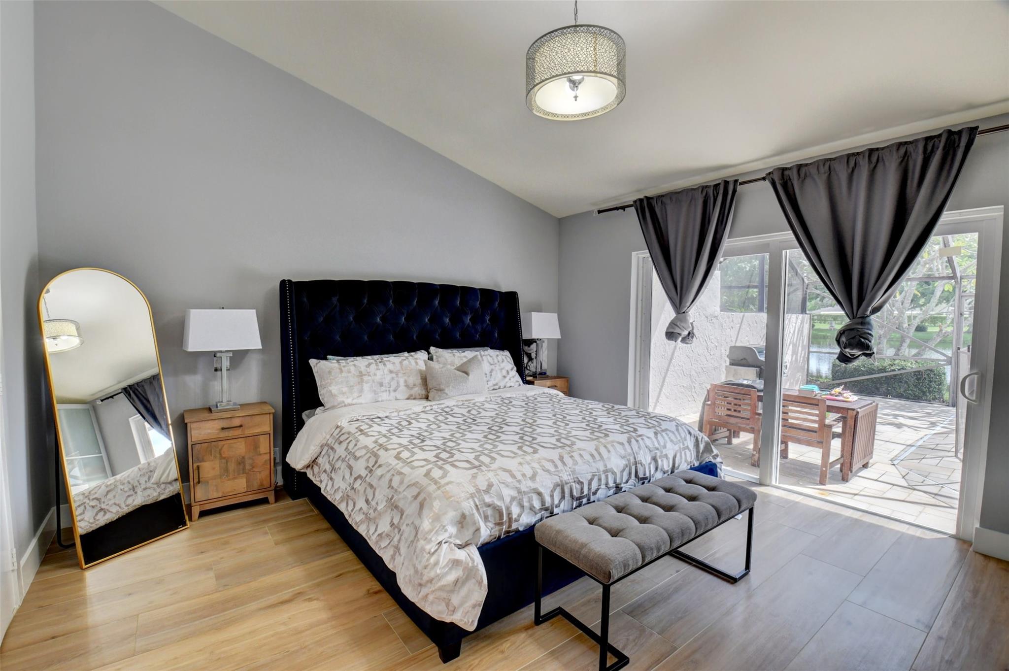 Villa San Remo - Residential