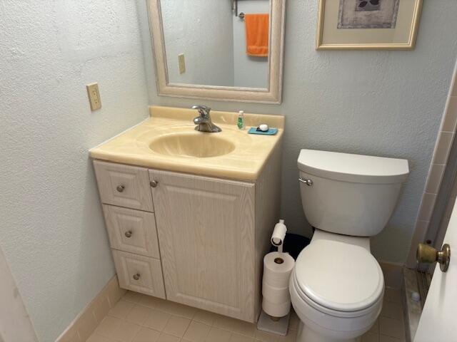 CEBNTURY VILLAGE - Residential Lease