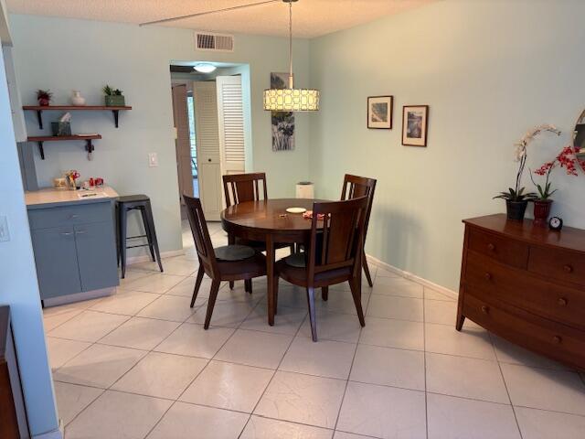 CEBNTURY VILLAGE - Residential Lease