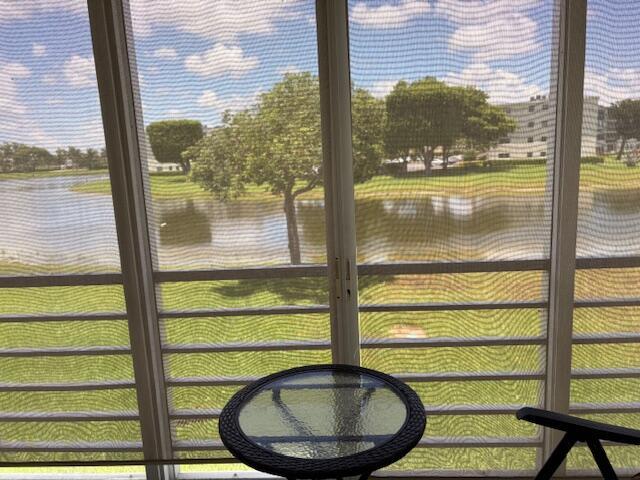 CEBNTURY VILLAGE - Residential Lease