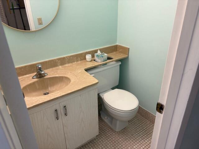 CEBNTURY VILLAGE - Residential Lease