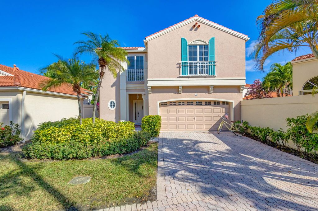 Photo of 21 Via Carrara, Palm Beach Gardens, FL 33418 (MLS # R11054688)