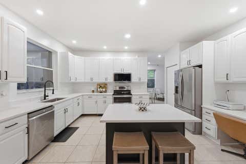 Tiny photo for 12172 Glenmore Drive, Coral Springs, FL 33071 (MLS # B26048144)