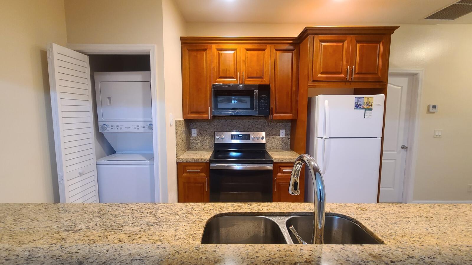 STURBRIDGE VILLAGE - Residential