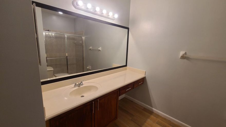 Beautifully updated 3/2 villa in desirable Sturbridge Village! Brand new roof + $50K in interior renovations including modern kitchen, updated baths & fresh finishes throughout. Open floor plan, screened patio & ample storage. HOA covers lawn care, exterior maintenance, pool, tennis & clubhouse — true low-maintenance living. Prime Wellington location minutes from A-rated schools, shopping, dining, Wellington Mall & the world-famous International Polo Club. Easy Turnpike access. Pet friendly! Seller credits available.