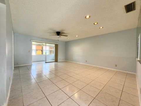 Tiny photo for 170 Amherst Lane, Lake Worth, FL 33467 (MLS # R11143184)