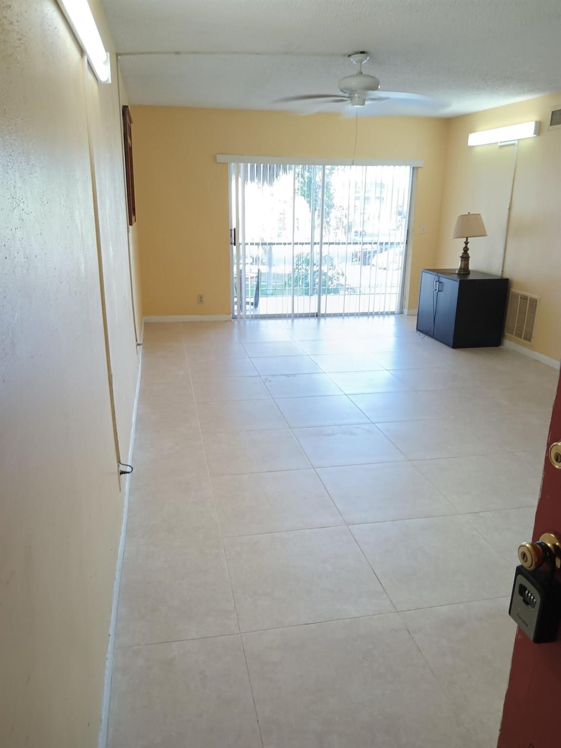SPANISH OAKS CONDO - Residential Lease