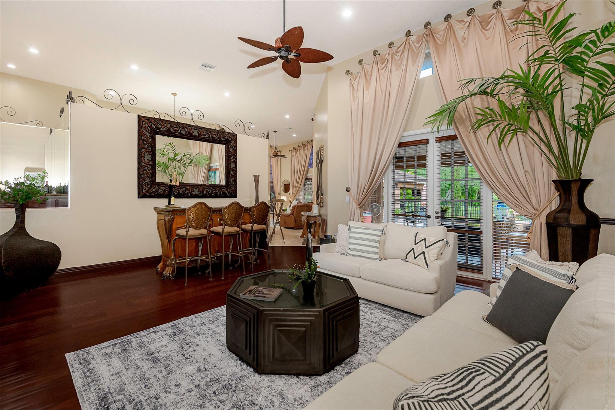 Davie Whispering Pines - Residential