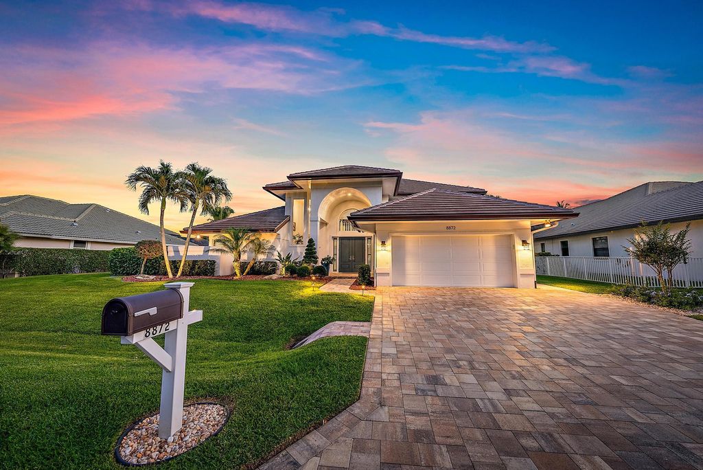 Photo of 8872 SE North Passage Way, Jupiter, FL 33469 (MLS # R10980069)