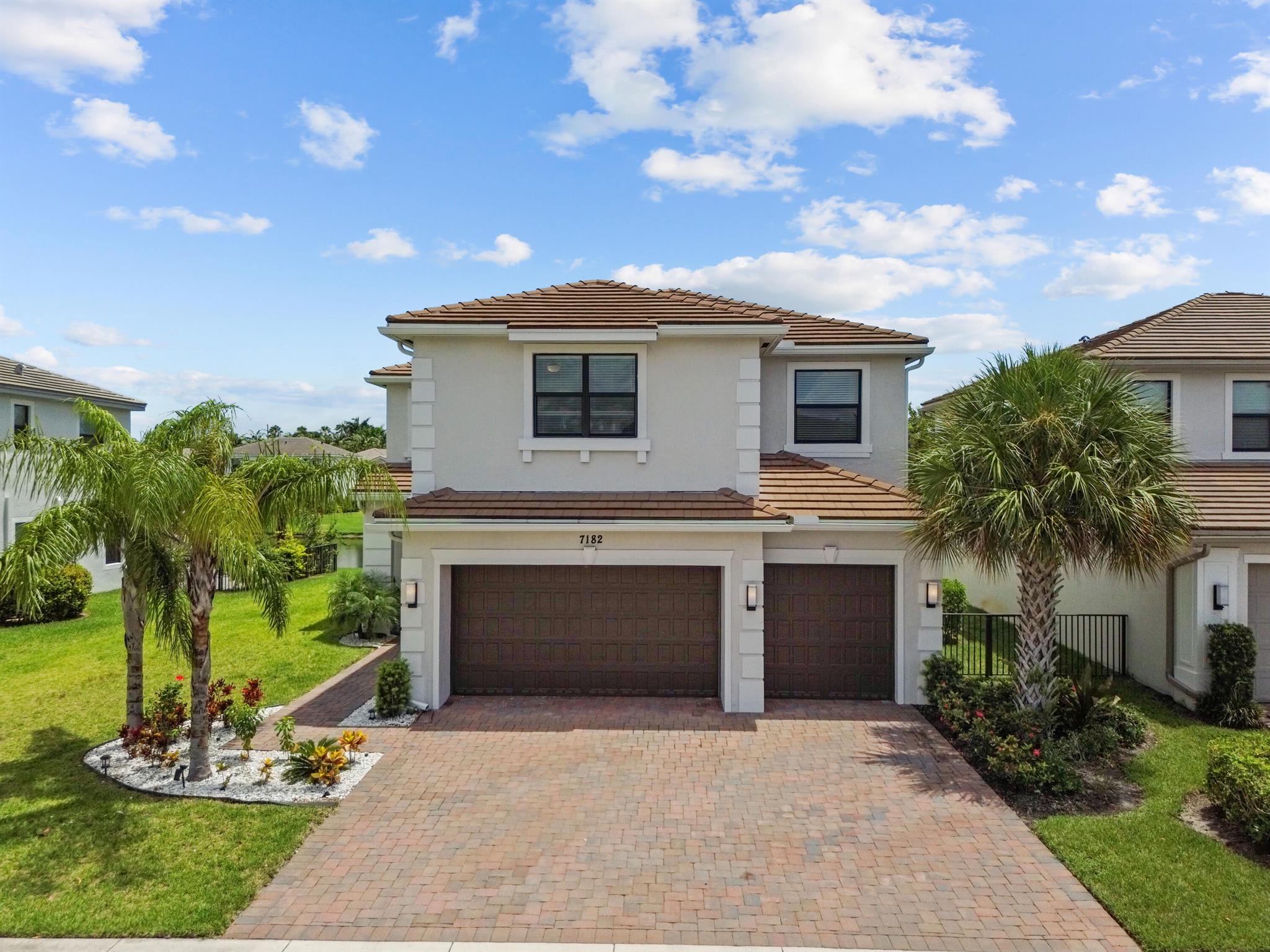 View Lake Worth, FL 33463 house